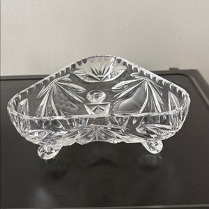Vintage Crystal Decorative Triangular Footed Candy Bowl Dish - Preused